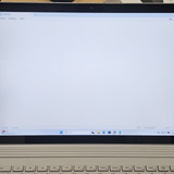 Microsoft Surface Book 3 13.5" Core i7-1065G7 Touch (3000x2000) 16/256 SSD Win 11 Pro - GeForce GTX 1650 Halkeama lasissa